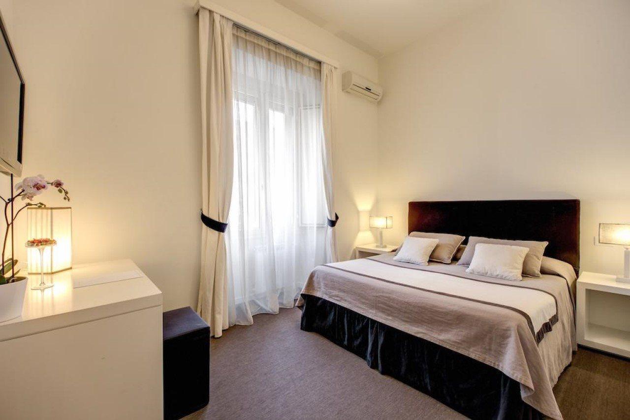 Residenza Bourbon Hotel Рим Екстериор снимка