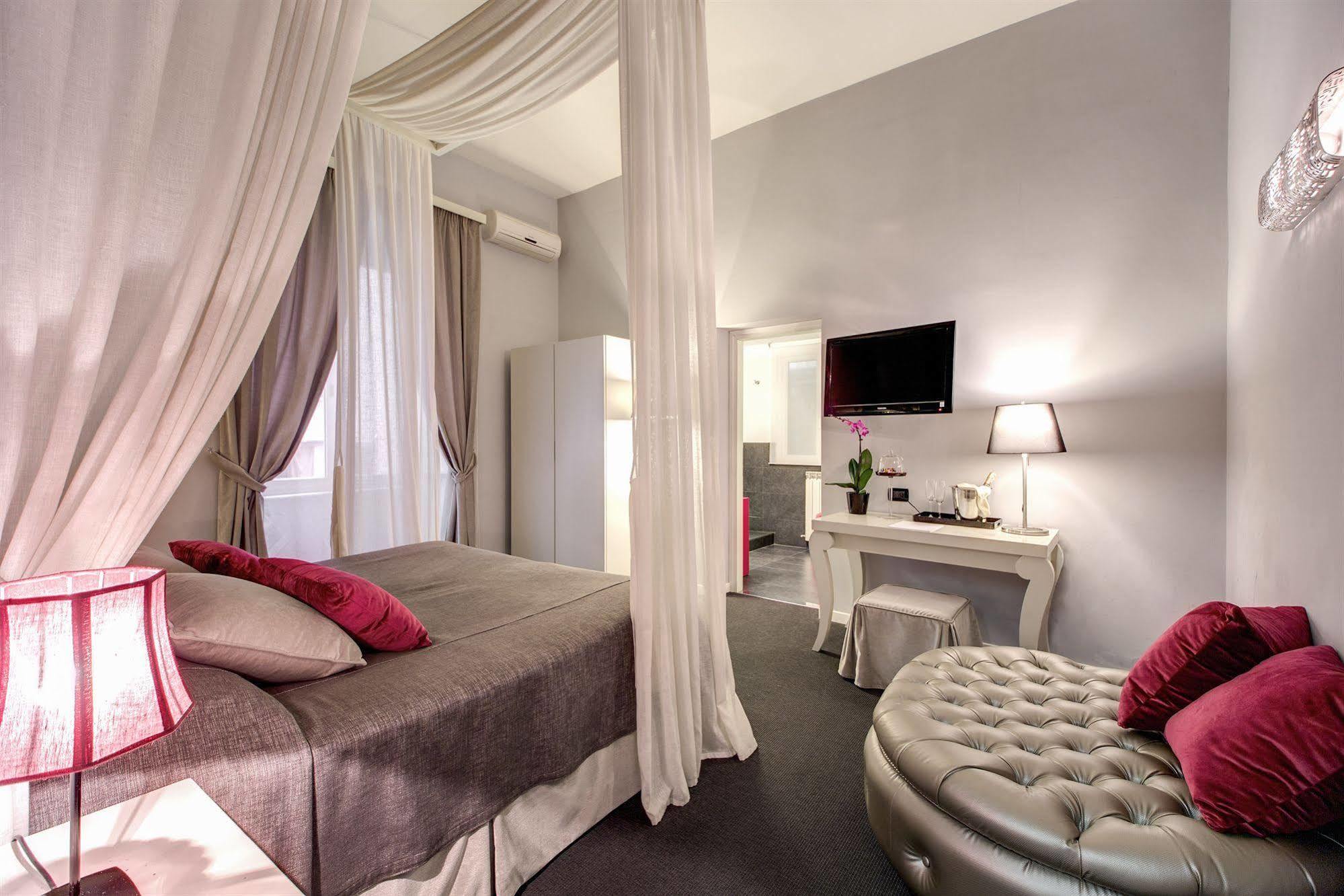 Residenza Bourbon Hotel Рим Екстериор снимка